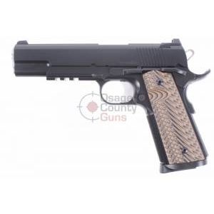 Dan Wesson 1911 Specialist .45 ACP 5" Black - Blem